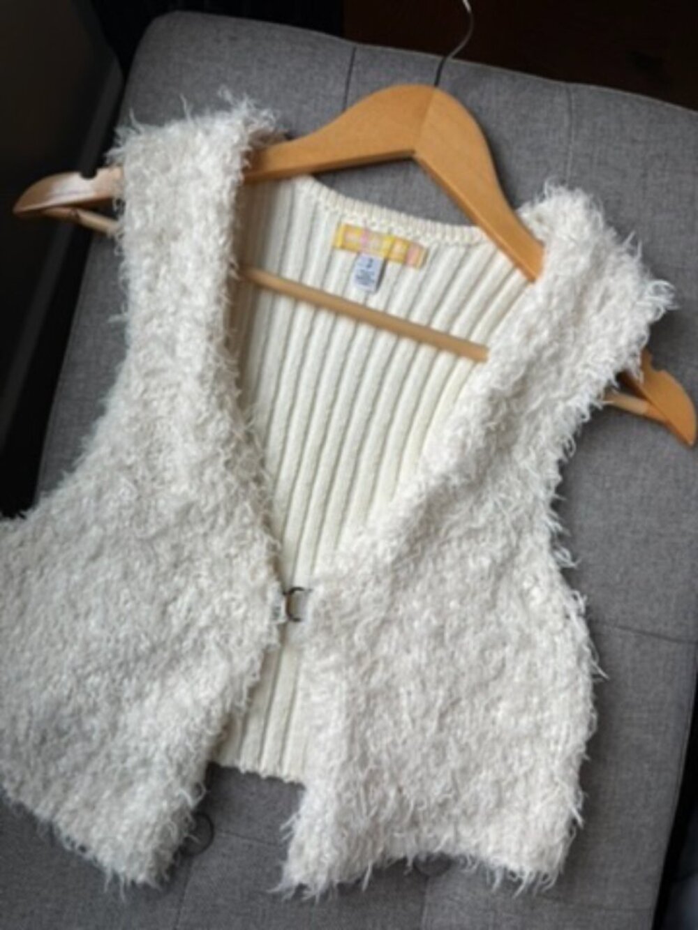 Fluffy clasp front crop top